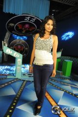 Nikitha Pawer On The Sets Of Dollars Colony Movie